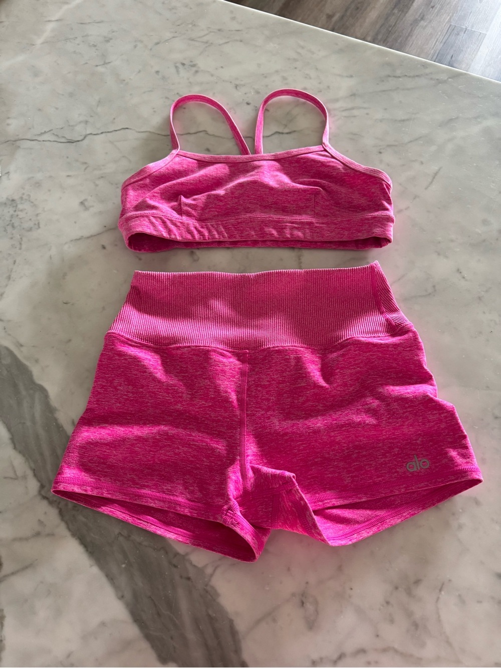 Alo Yoga Alosoft Bra and Biket Shorts Set Size Small
